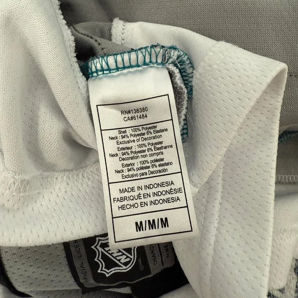 San Jose Sharks Logan Couture #39 Hockey Jersey - Size M - Picture 7 of 7